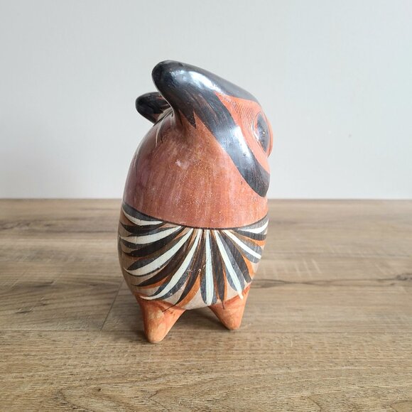 Mexican 7 1/4''tall ceramic hand painted owl. Tonala pottery. Traditional art. - Picture 5 of 7